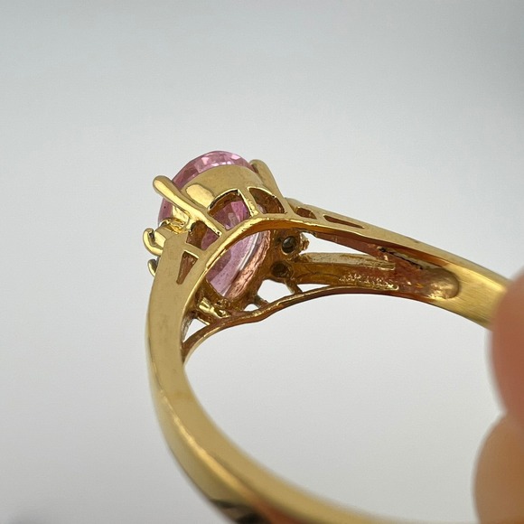 Vintage Pink Teardrop Cocktail Ring Gold Tone Band Clear Accent Stones Size 7.75 - Picture 6 of 7